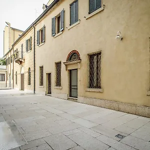 Arena Easy , Verona Itália