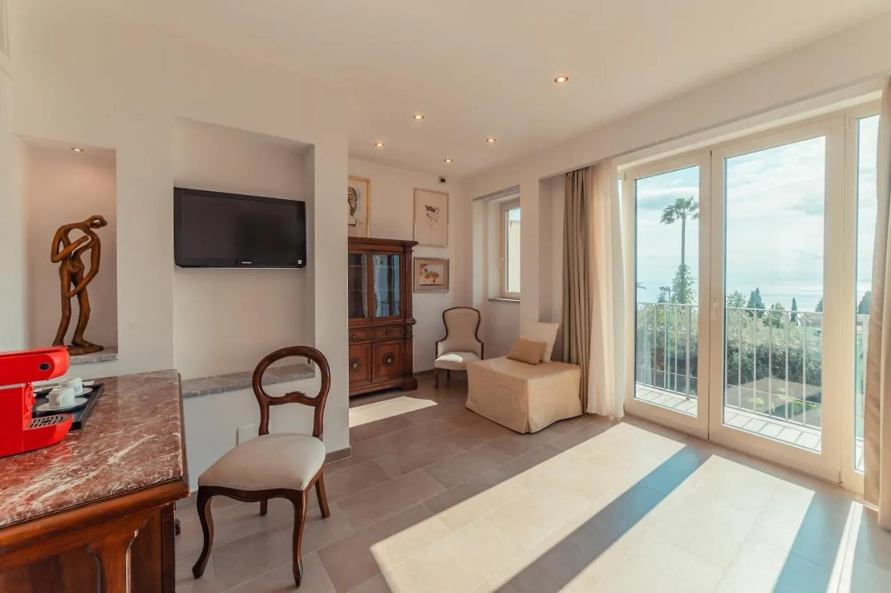 Hotel Villa Paradiso Taormina