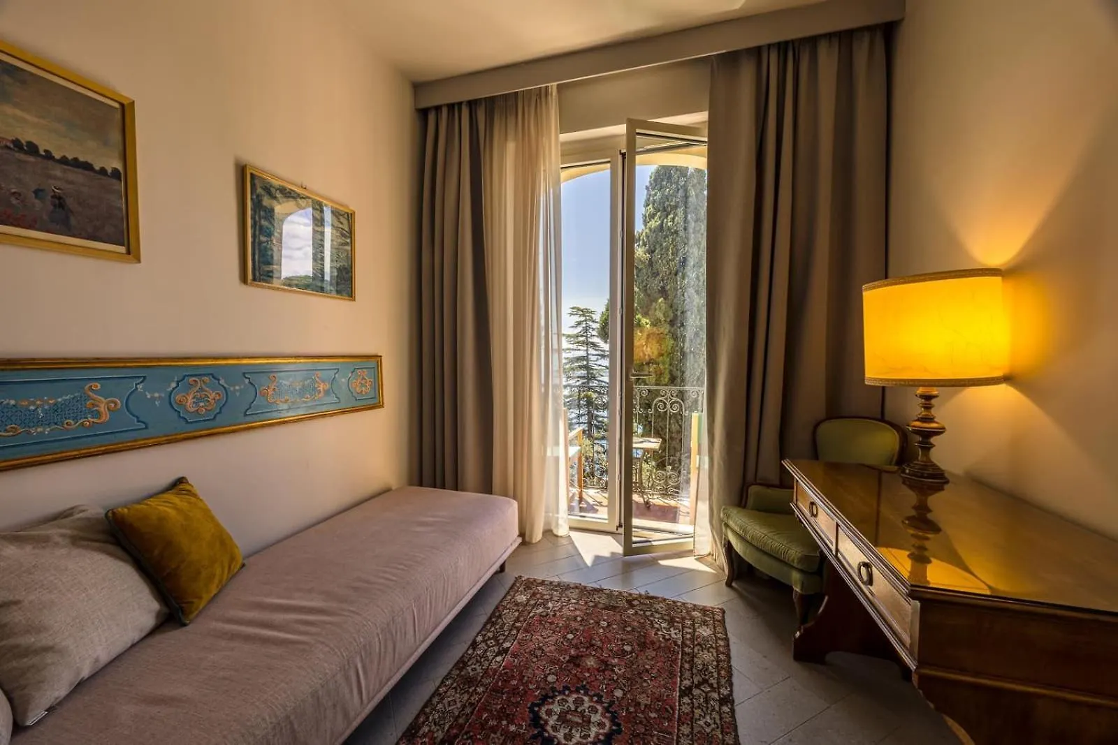 ****  Hotel Villa Paradiso Taormina Olaszország