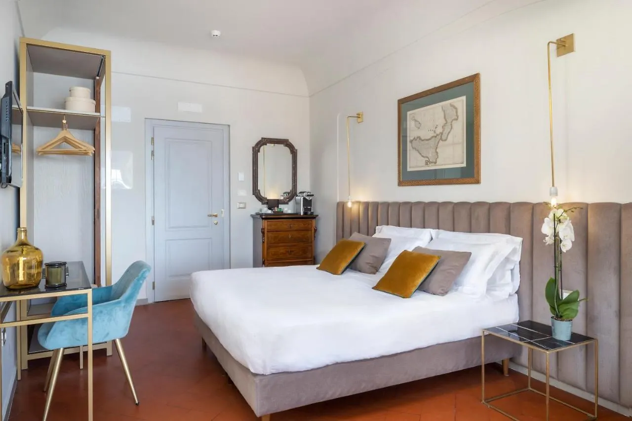 טאורמינה Hotel Villa Paradiso 4*,